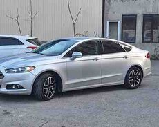 Ford Fusion, 2013 il