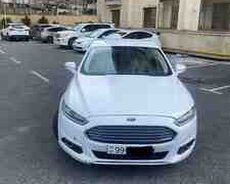 Ford Fusion, 2015 il