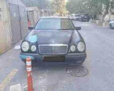 Mercedes E 220, 1998 il