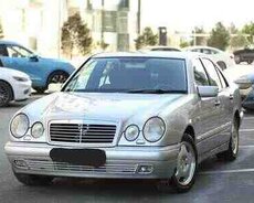 Mercedes E 240, 1999 il