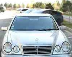 Mercedes E 240, 1999 il