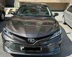 Toyota Camry, 2020 il