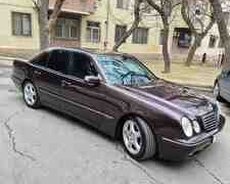 Mercedes E 270, 2001 il