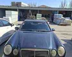 Mercedes E 220, 1999 il