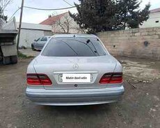 Mercedes E 240, 2002 il