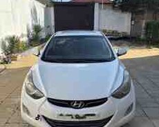 Hyundai Elantra, 2011 il