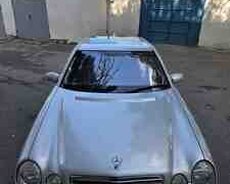 Mercedes E 240, 1999 il