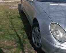 Mercedes E 270, 2003 il