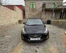 Hyundai Elantra, 2013 il