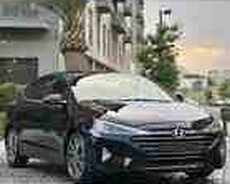 Hyundai Elantra, 2019 il