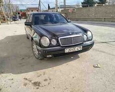 Mercedes E 220, 1998 il