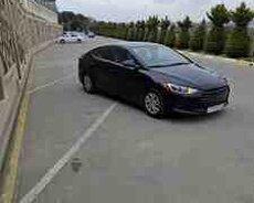 Hyundai Elantra, 2016 il