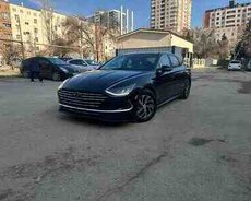 Hyundai Sonata, 2021 il