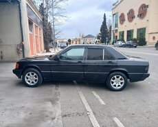Mercedes 190, 1991 il