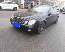 Mercedes E 220, 2002 il
