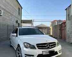 Mercedes C 220, 2014 il