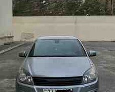 Opel Astra, 2004 il