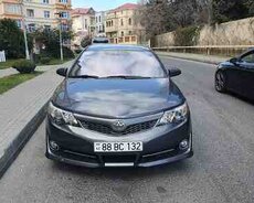 Toyota Camry, 2013 il