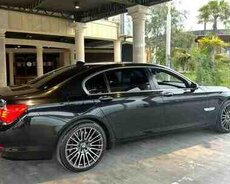BMW 750, 2010 il