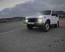 LADA (VAZ) Niva, 2015 il