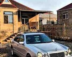 Mercedes E 220, 1998 il