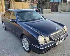 Mercedes E 220, 2001 il