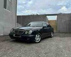 Mercedes E 320, 2000 il