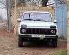 LADA (VAZ) Niva, 2004 il