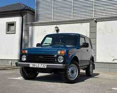 LADA (VAZ) Niva, 2015 il