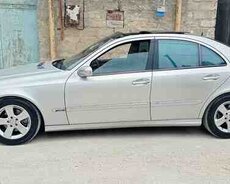 Mercedes E 260, 2002 il