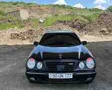 Mercedes E 320, 2000 il