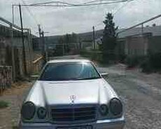 Mercedes E 220, 1998 il