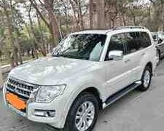 Mitsubishi Pajero, 2015 il