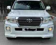 Toyota Land Cruiser, 2013 il