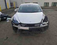 Tesla Model 3, 2023 il