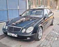 Mercedes E 240, 2002 il