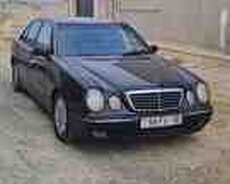 Mercedes E 220, 2000 il