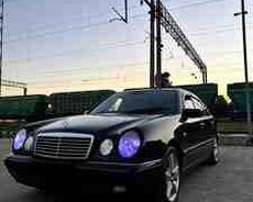 Mercedes E 240, 1999 il