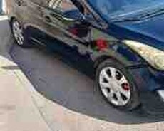 Hyundai Elantra, 2013 il