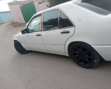 Mercedes S300, 1992 il