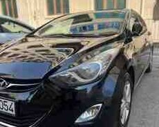 Hyundai Elantra, 2012 il