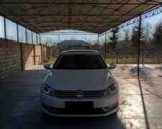 Volkswagen Passat, 2012 il