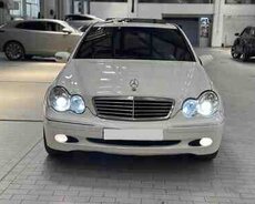 Mercedes C 220, 2001 il