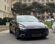 Hyundai ELANTRA, 2022 il