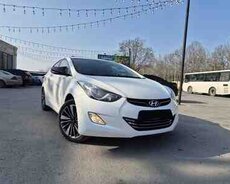 Hyundai Elantra, 2011 il