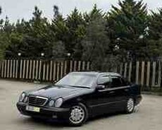 Mercedes E 270, 2000 il