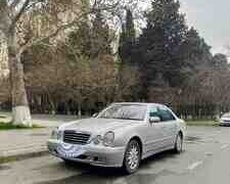 Mercedes E 270, 2000 il