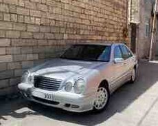 Mercedes E 200, 2000 il