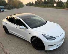 Tesla Model 3, 2019 il