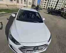 Hyundai Elantra, 2017 il